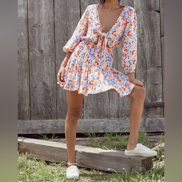 l*space Dresses & Skirts - L*Space Floral Cover-Up Mini Dress- Size Small